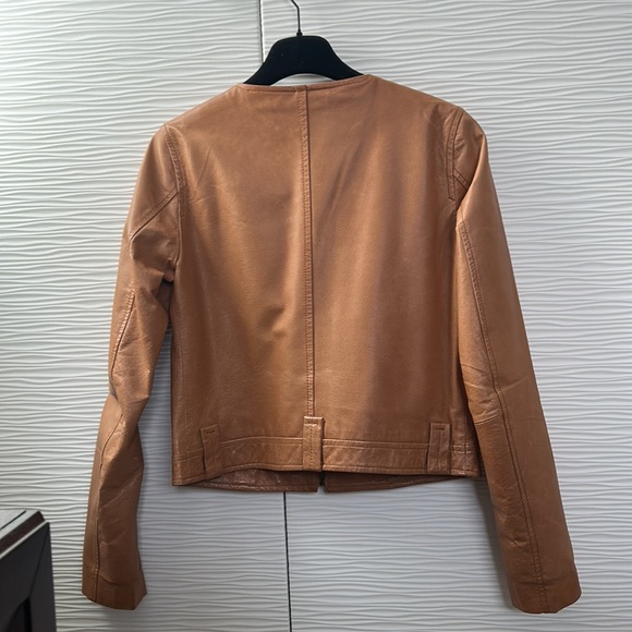 Genuine leather jacket by Andrew Mark - Picture 2 of 15